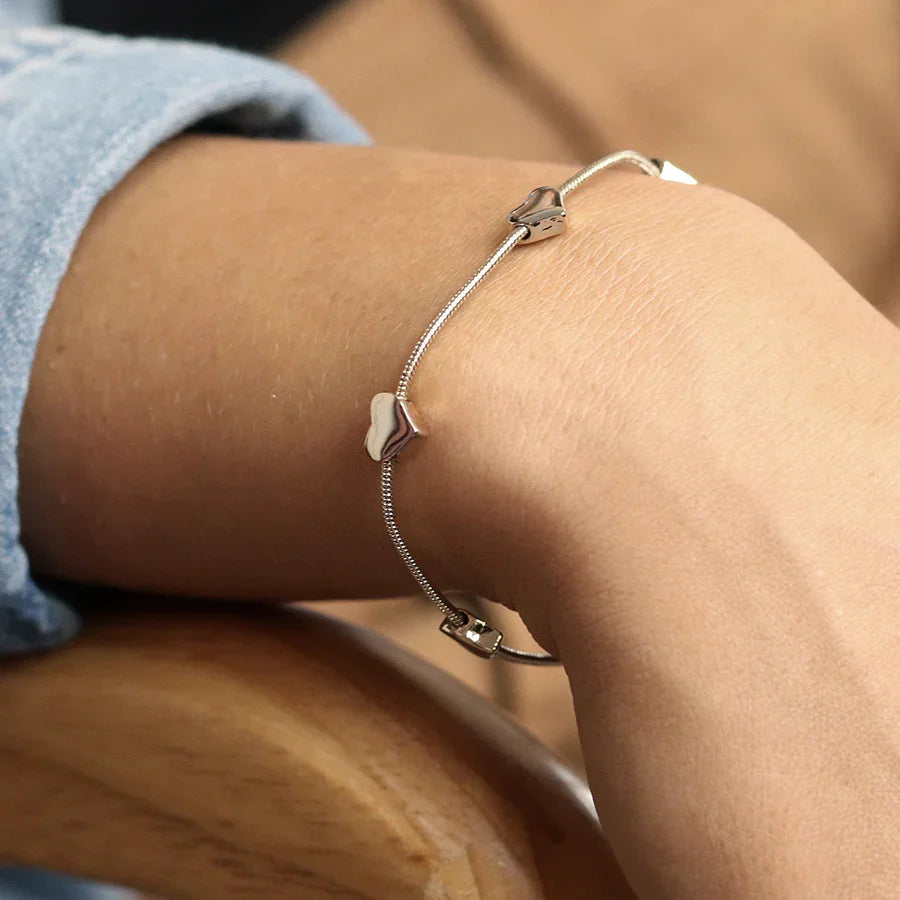 POM - Silver Plated Adjustable Snake Chain Hearts Bracelet