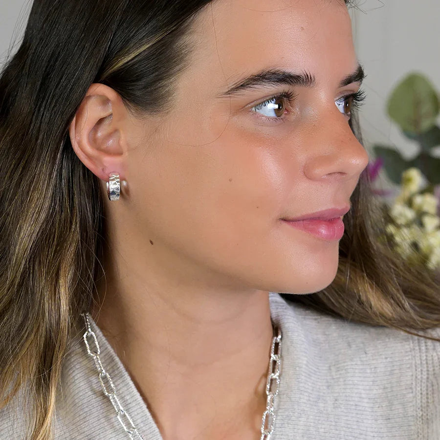 Silver Plated Scallop Embossed Hoop Earrings