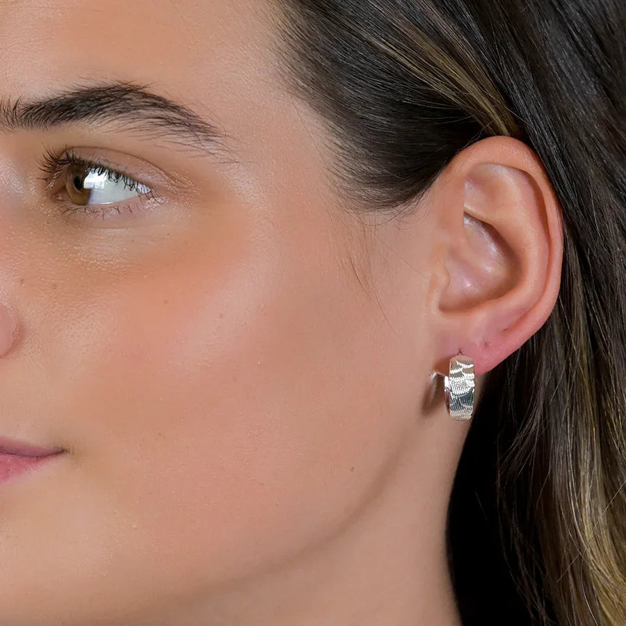 Silver Plated Scallop Embossed Hoop Earrings