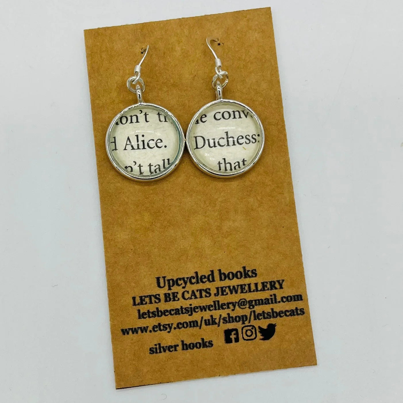 Alice in Wonderland Earrings - Alice & Duchess