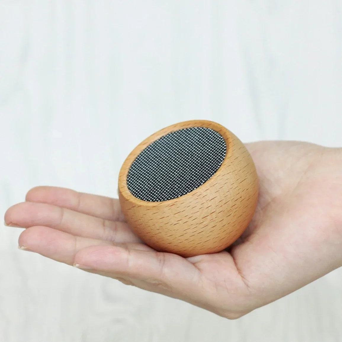 Gingko Tumbler Selfie Speaker Maple