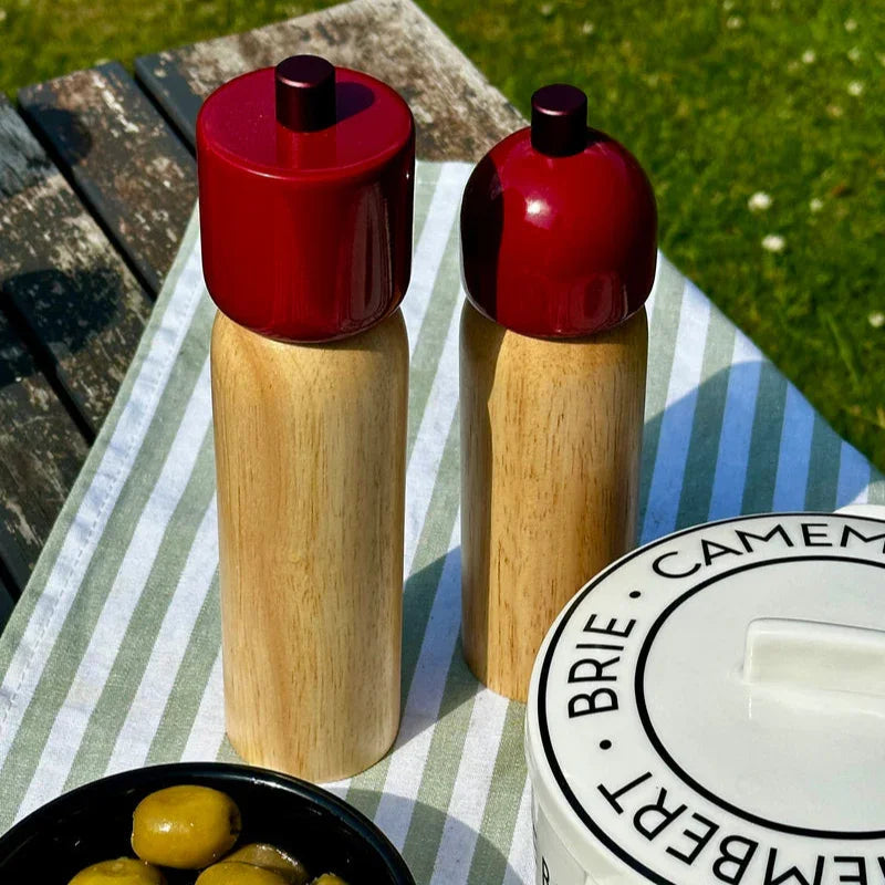 MÆGEN Salt & Pepper Grinder | Red & Red