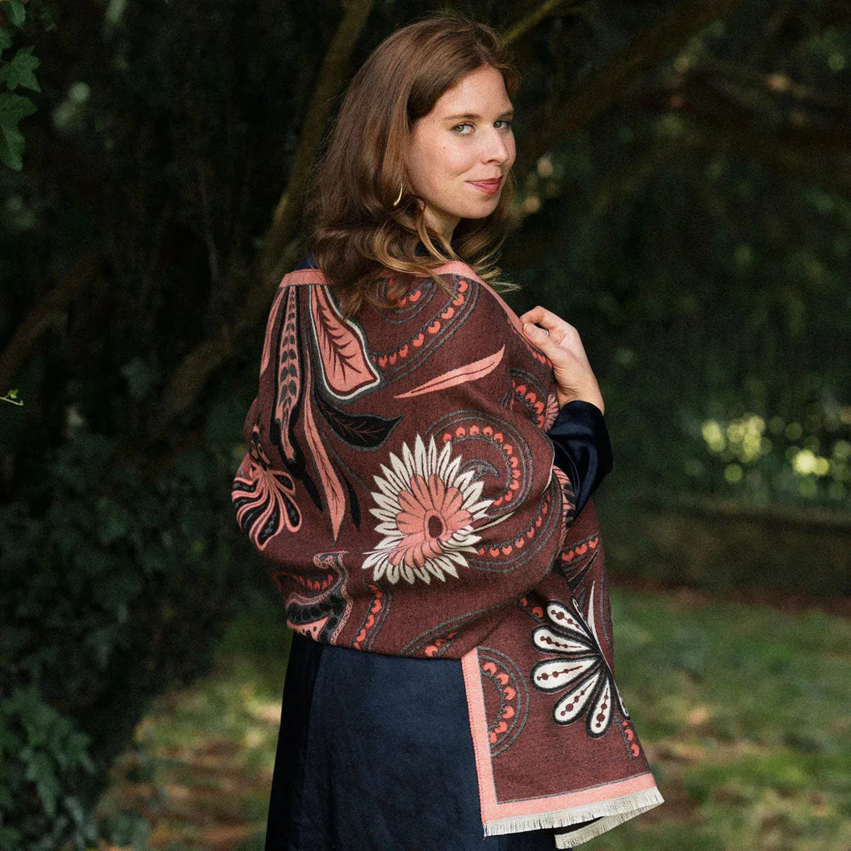 Connie Paisley Woven Scarf - Peach Cream
