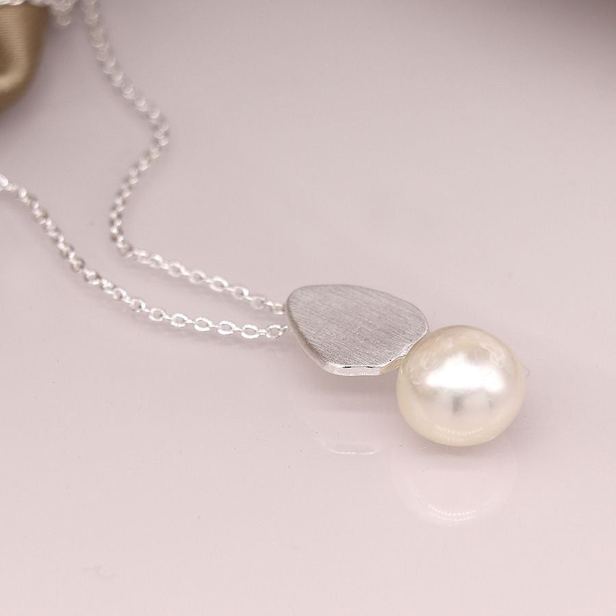 Silver Plated Brushed Teardrop & Pearl Necklace