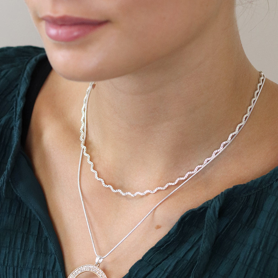 POM - Silver Plated Textured Wave Chain Necklace
