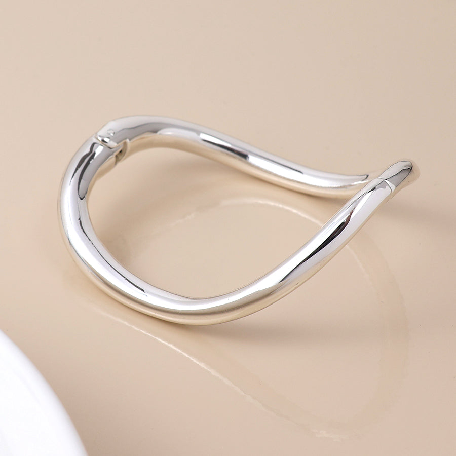 POM - Silver Plated Simple Curve Hinged Bangle