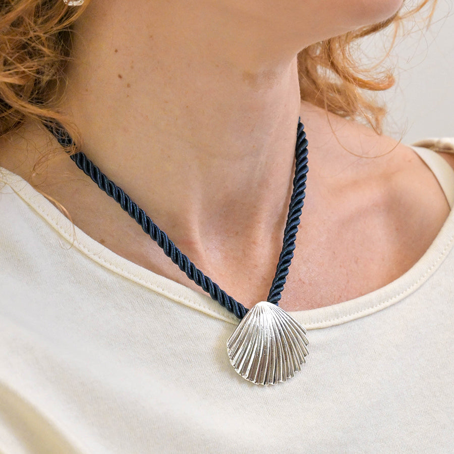POM - Silver Plated Teal Cord Clam Shell Necklace