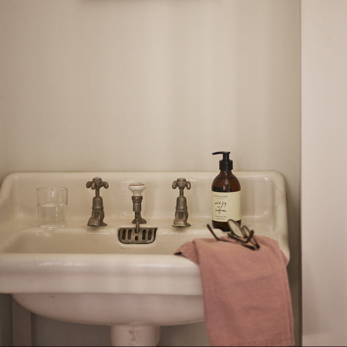 Plum & Ashby - Wild Fig and Saffron Hand & Body Wash
