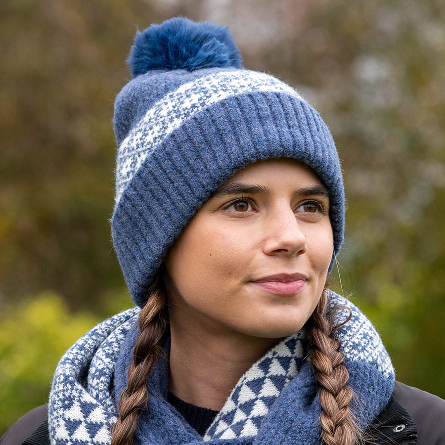 Recycled Blend Blue And White Scandi Flower Bobble Hat