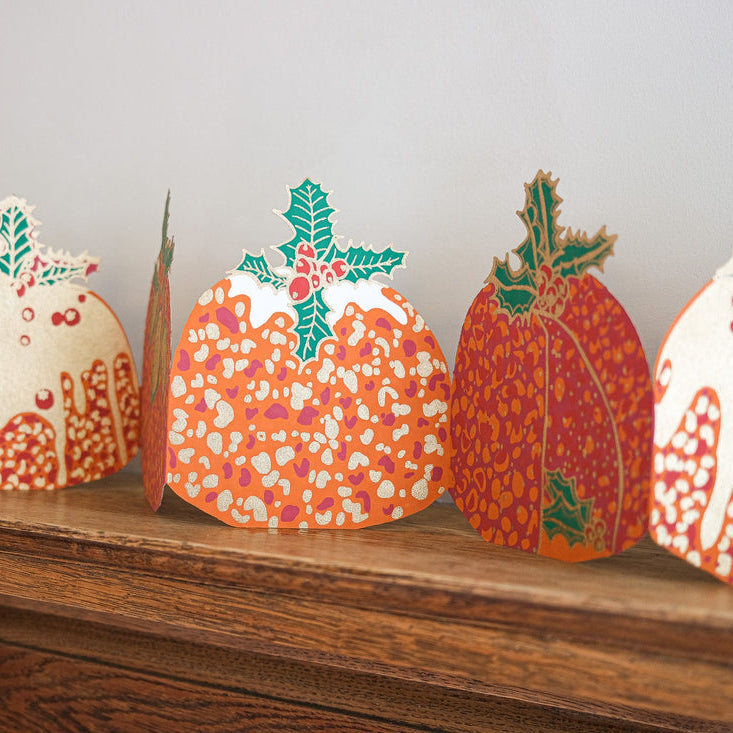 Christmas Puddings Concertina Garland