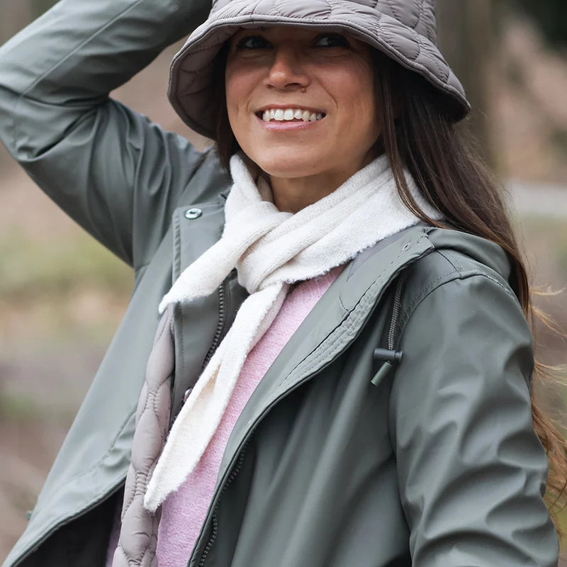 POM-Tiffany Oatmeal Triangle Knit Scarf