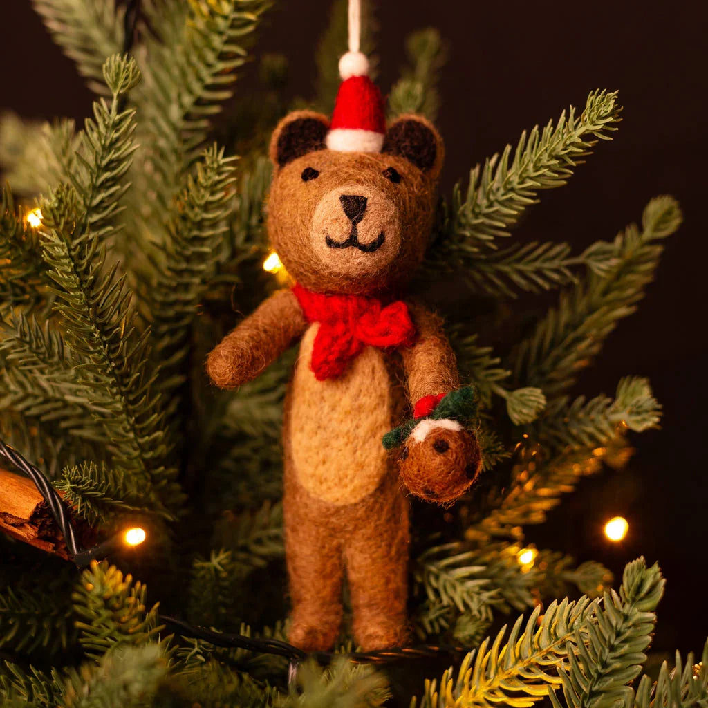 Brown Bear's Christmas Gift Box