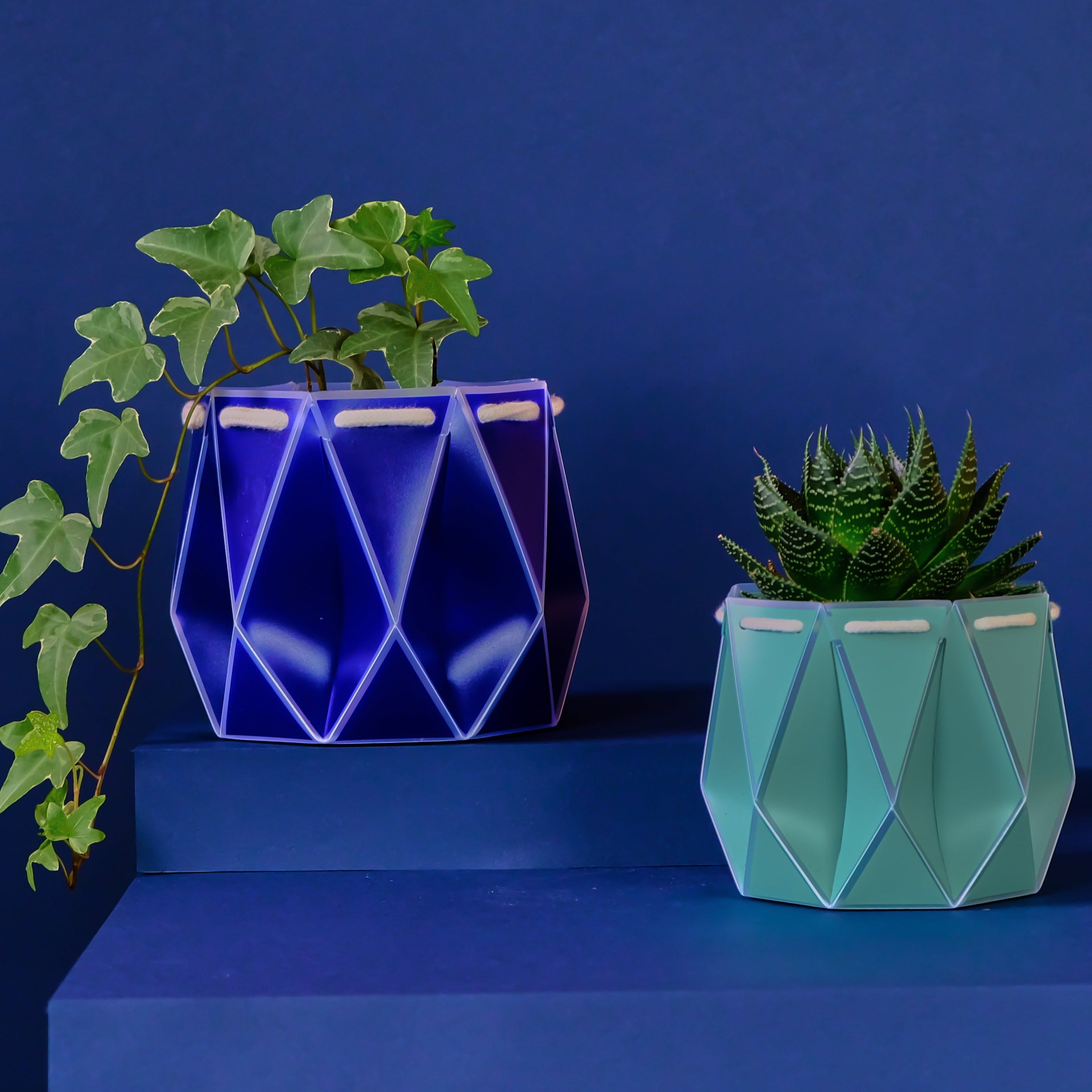 POTR Pot - Navy Ink Blue 15cm