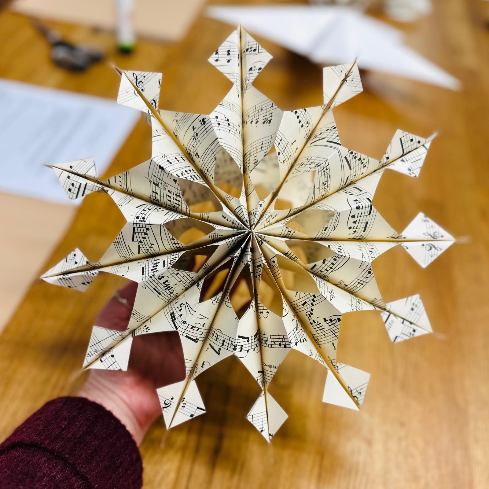 Paper Stars & Snowflakes (Nov)
