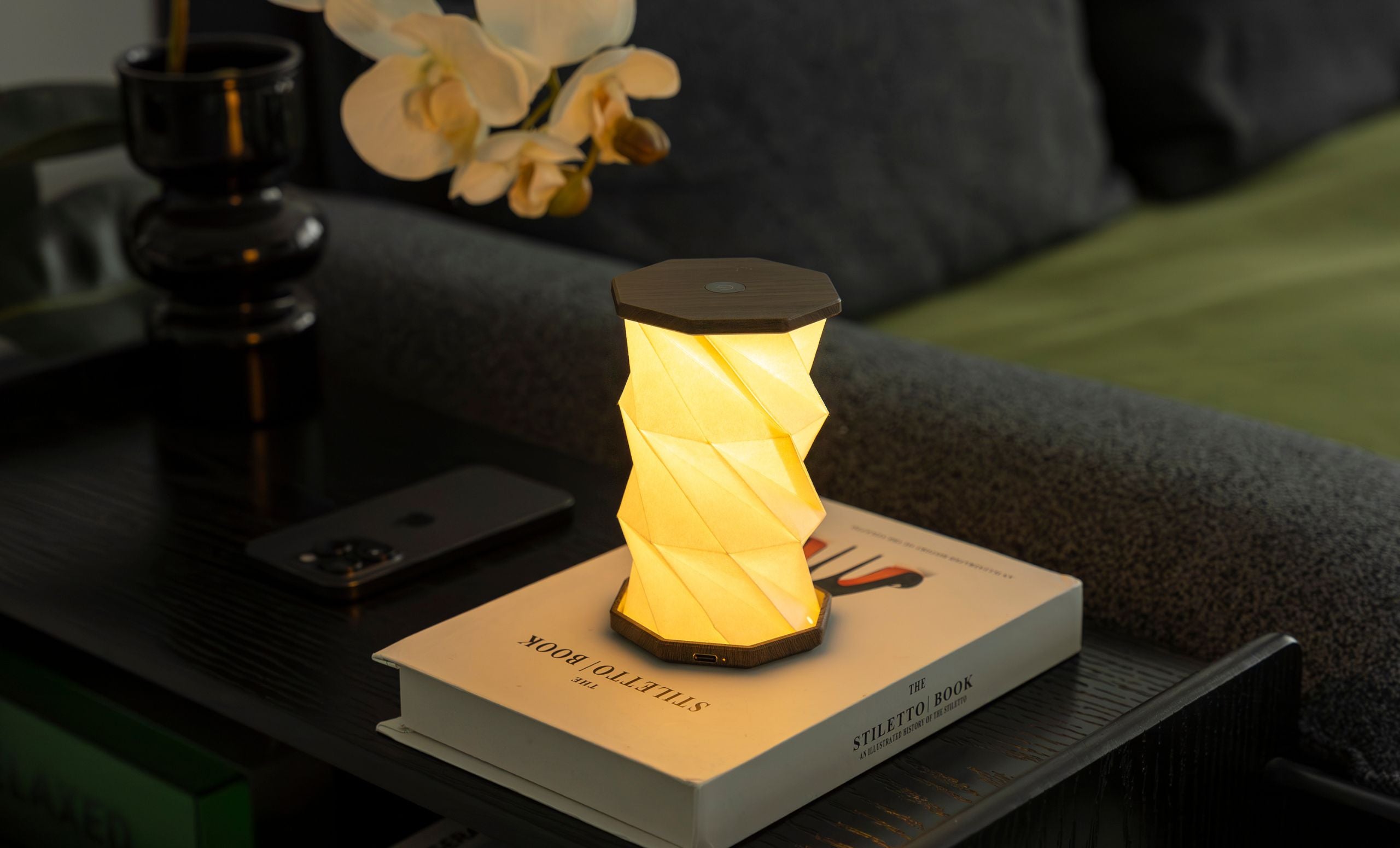 Gingko Mini Hexagon Twist Lamp - Walnut