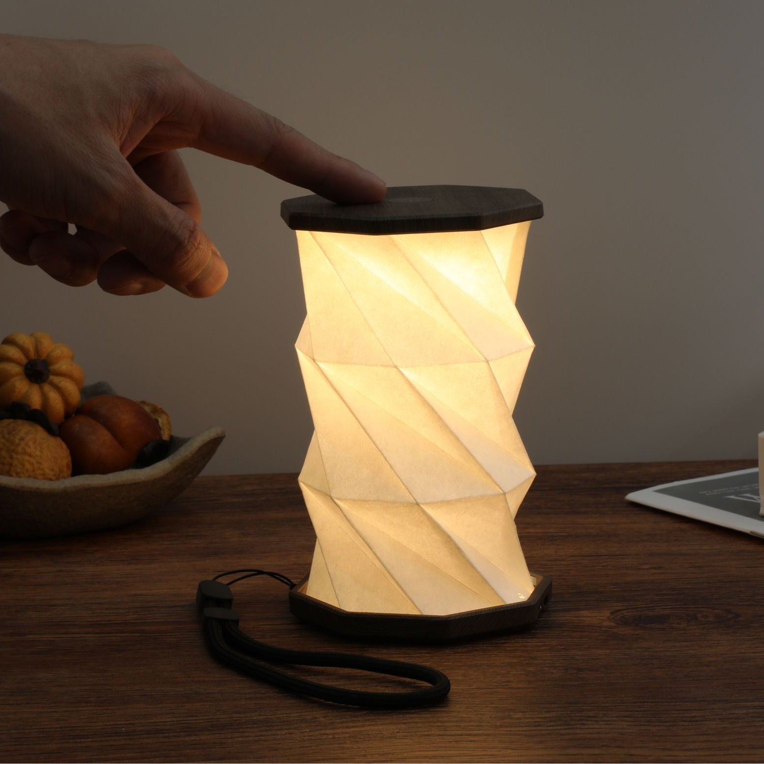Gingko Mini Hexagon Twist Lamp - Walnut Drift