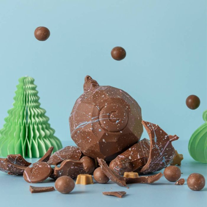 Milk Chocolate Smash Bauble with Milk Chocolate Malt Balls & Blonde Chocolate Stars