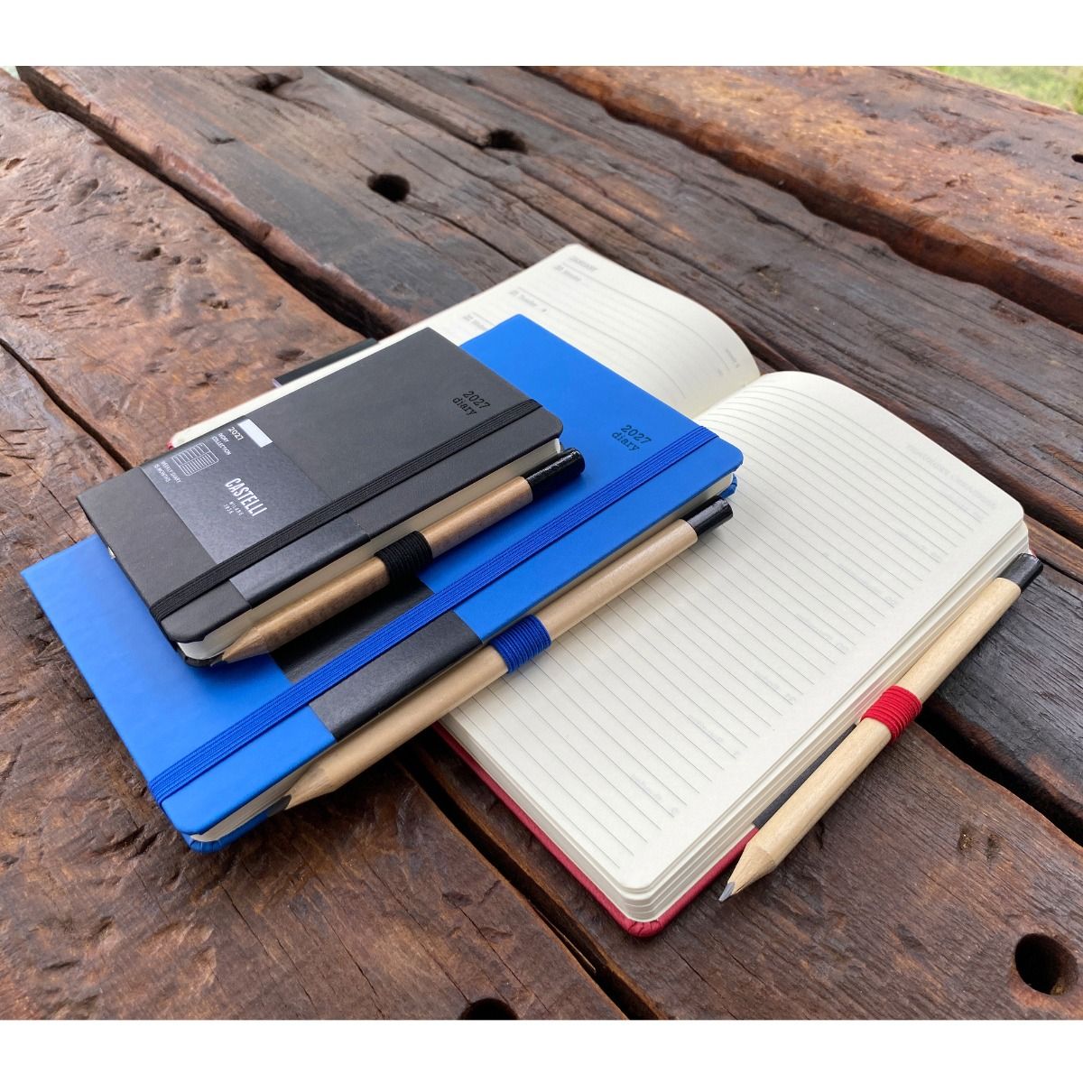 Castelli - Tucson Ivory Medium Weekly Diary 15 Months - Forest Green