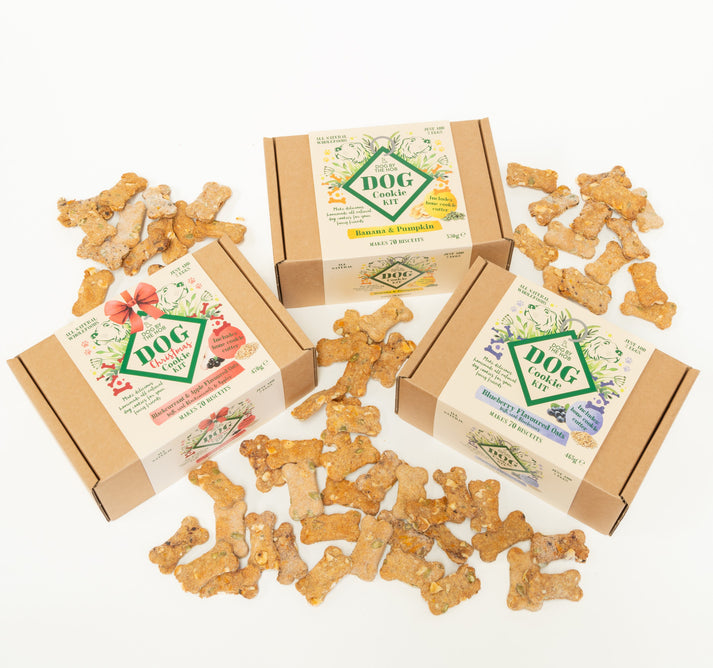 Dog Cookie Kit - Blackcurrants, Apples & Oats