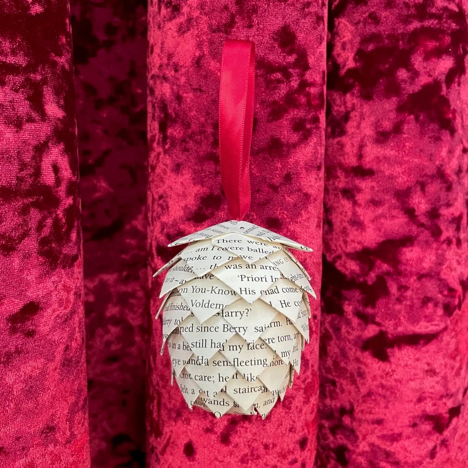 Handcrafted Paper Pinecone Christmas Tree Decoration Box - Harry Potter